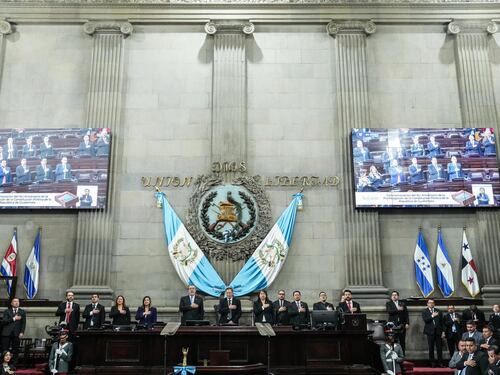 Bernardo Arévalo y Karin Herrera comparten postura ante la ley antilavado