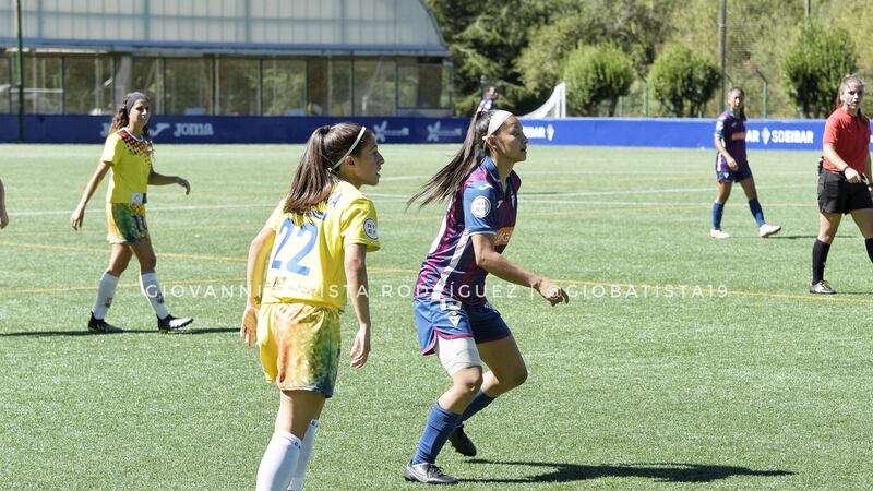 Andrea Álvarez suma sus primeros minutos con el Éibar Femenino