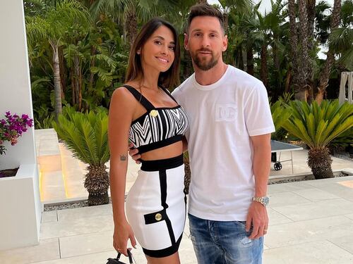 ¡A Messi no le gusta esto! Antonela Roccuzzo enciende las redes con foto en bikini