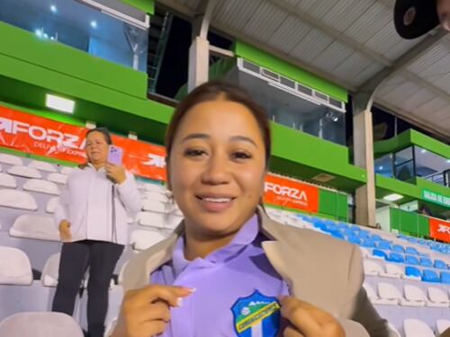 ¡Esme la Chapina es oficialmente la fan #1 de Comunicaciones! Y este es su jugador preferido.