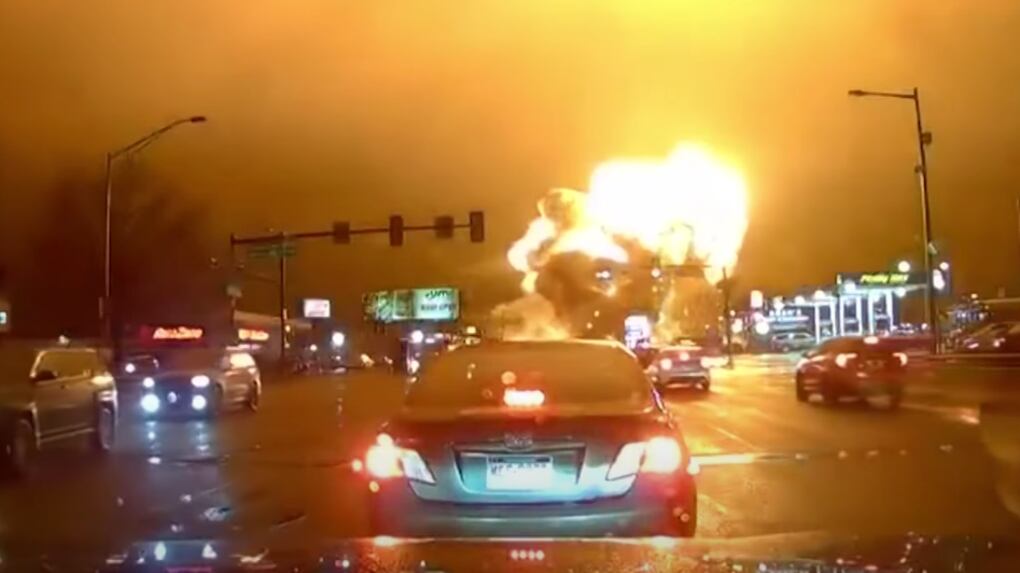 “Esta es una tragedia”: No descartan aumente la cifra de muertos tras accidente aéreo en Filadelfia.