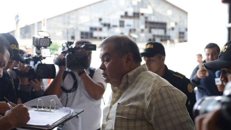 Surgen pronunciamientos tras capturas de extitulares de Informática del TSE