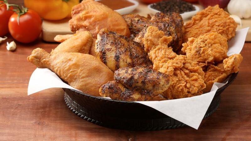 Menús digitales y otras medidas que implementará Pollo Campero para abrir sus restaurantes
