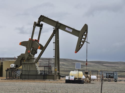 Bloqueo al estrecho de Ormuz inicia este lunes, así impactará al petróleo y la economía mundial