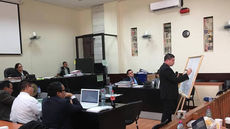 Jueza resuelve el caso “la Sexta”, donde murió Byron Lima