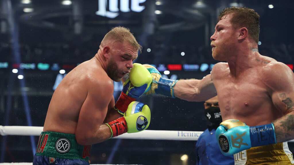 Canelo Alvarez v Billy Joe Saunders