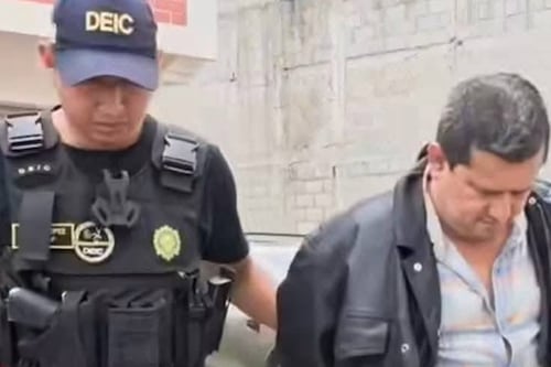 Detienen al excandidato a alcalde Byron Tay por contenido ilegal de menores