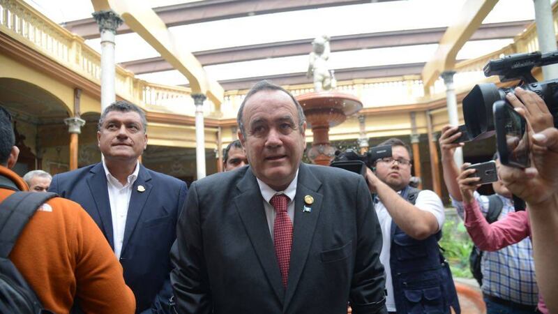 Giammattei considera que el nuevo gobierno debe ser quien negocie con EE. UU.