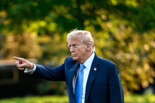 Donald Trump rompe precedentes: se aprueba moneda de oro con su imagen