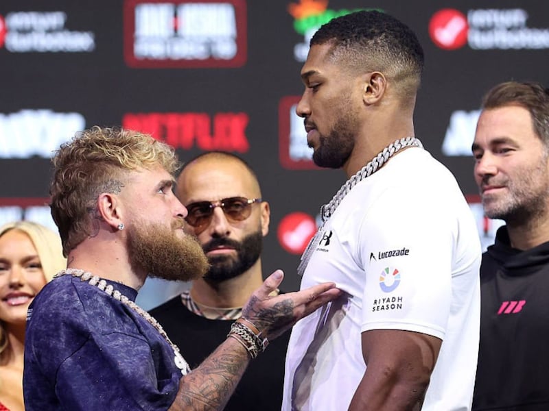 El estado de salud de Jake Paul luego de que le quebraran la mandíbula durante su pelea contra Anthony Joshua