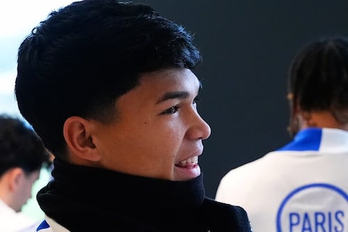 El PSG arrebata una joya a La Masia: Dro Fernández se une al proyecto de Luis Enrique