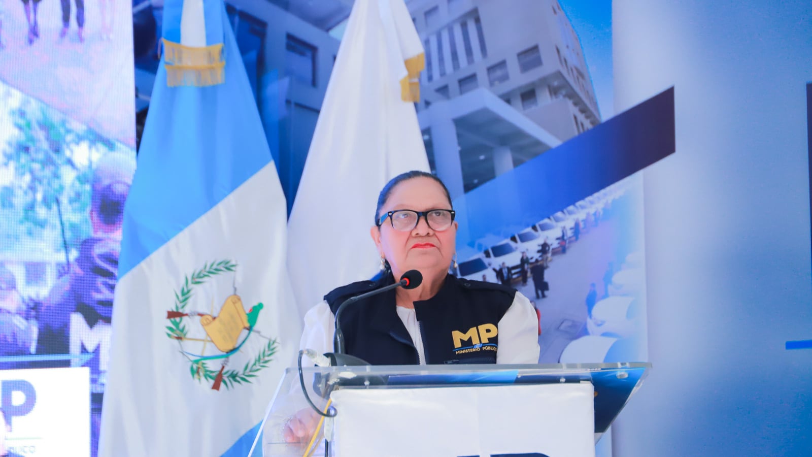 Consuelo Porras rinde informe. Foto: MP