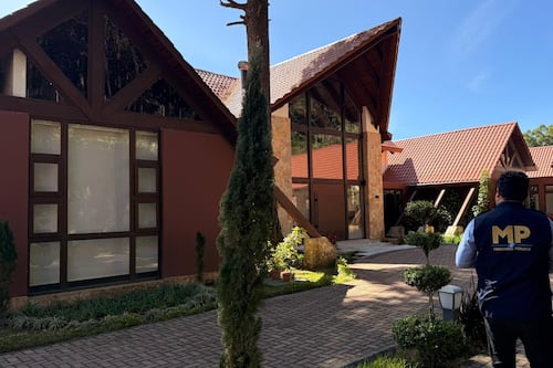 Juez levanta embargo y devuelve finca a Giammattei