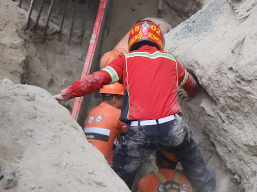 Tragedia en zona 14: Localizan el cuerpo de la última persona desaparecida