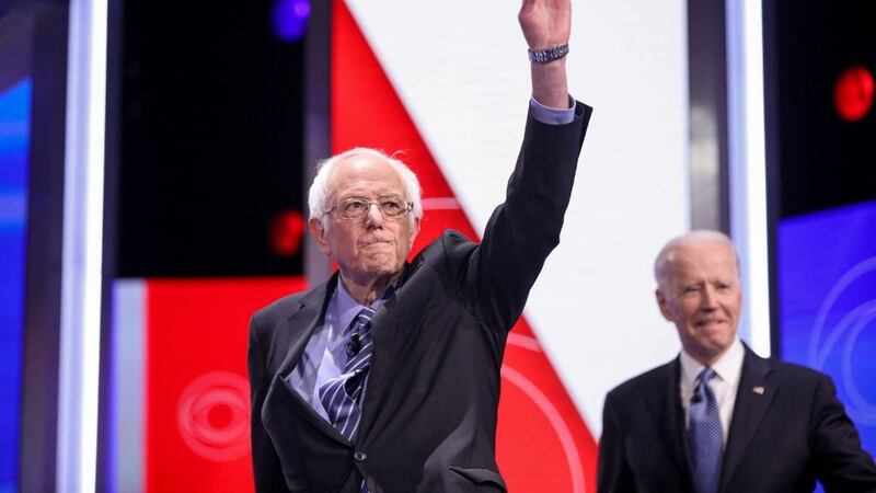 Tras dejar su campaña, Sanders da su apoyo a Biden en la carrera presidencial de EE. UU.