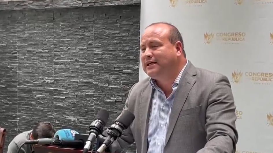 Cristián Álvarez, diputado del partido Creo, presentó una enmienda a la iniciativa de ley 6359.