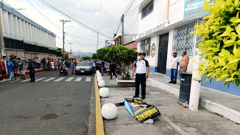 Enfrentamiento a balazos frente al Intecap de Villa Nueva