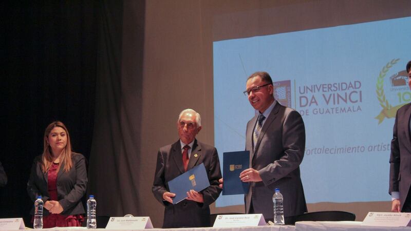 Firman convenio que beneficiará a la comunidad artística del país