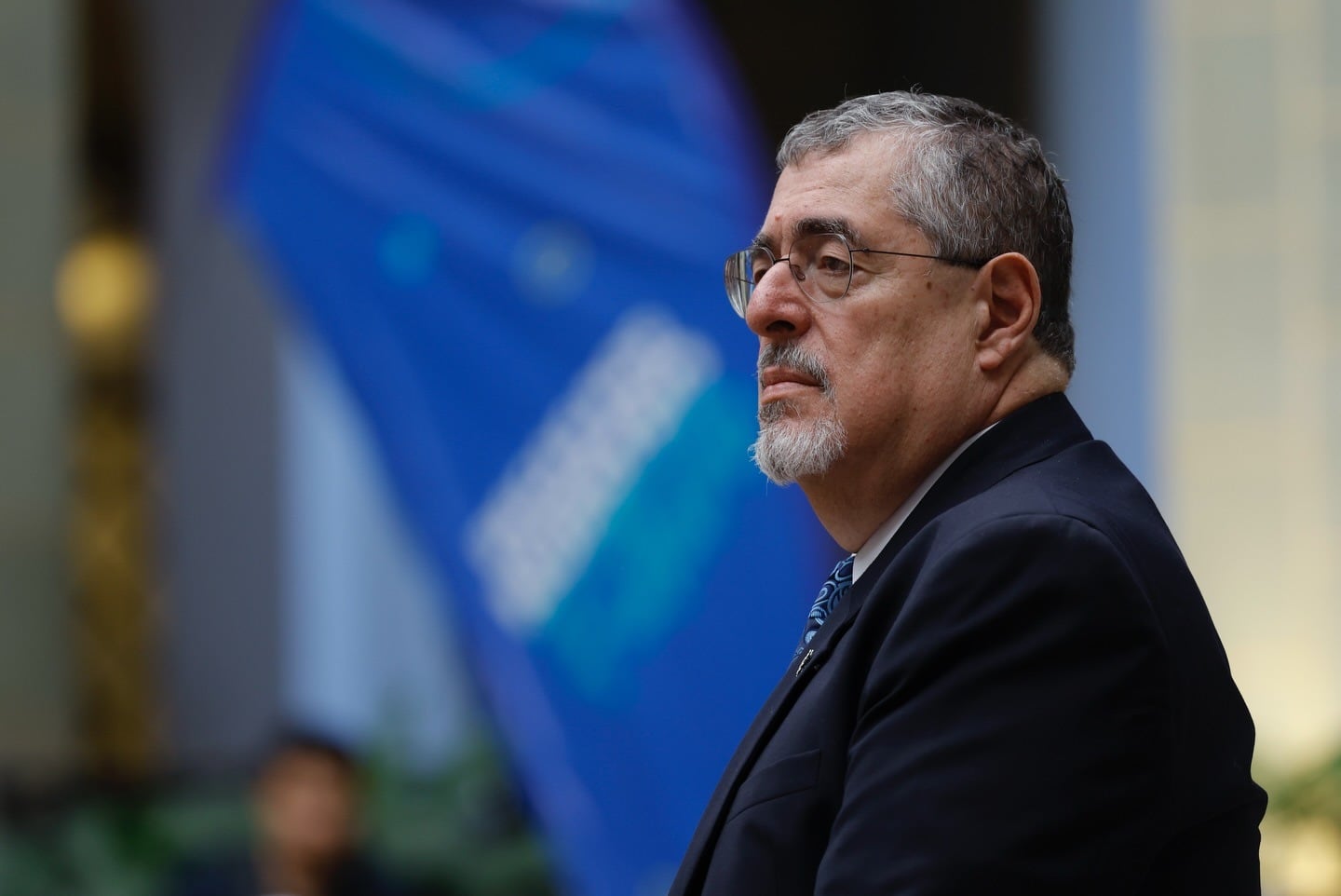 Gobierno anuncia aumento salarial diferenciado para 2026