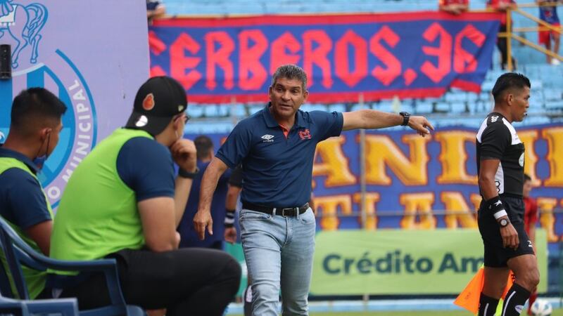 Servín: "Tenemos que seguir trabajando para conseguir los objetivos"