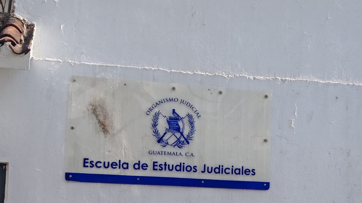 Escuela de Estudios Judiciales