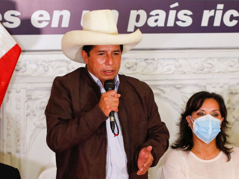 VIDEO. El maestro Pedro Castillo es el presidente electo de Perú