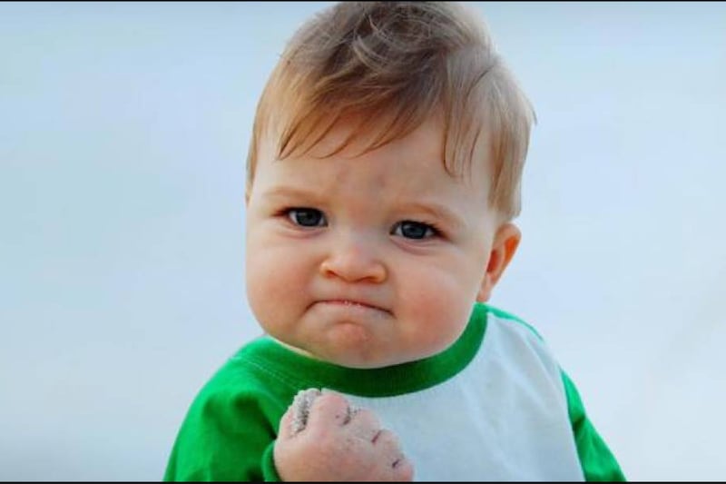 El bebé del meme tiene 19 años y así luce ahora