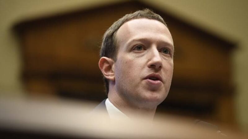 EN VIVO. Zuckerberg rinde cuentas ante la Eurocámara por escándalo de datos