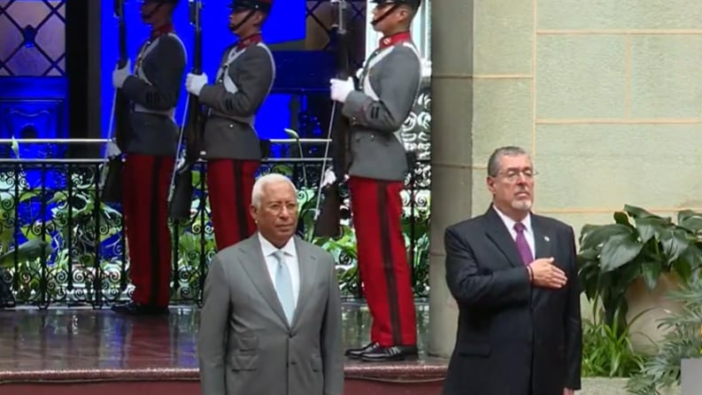 El presidente del Consejo Europeo, António Costa, comienza su visita oficial y se reúne con el mandatario Bernardo Arévalo