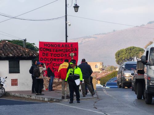 Usac elige a magistrados para la CC en Antigua Guatemala con dispositivo de seguridad