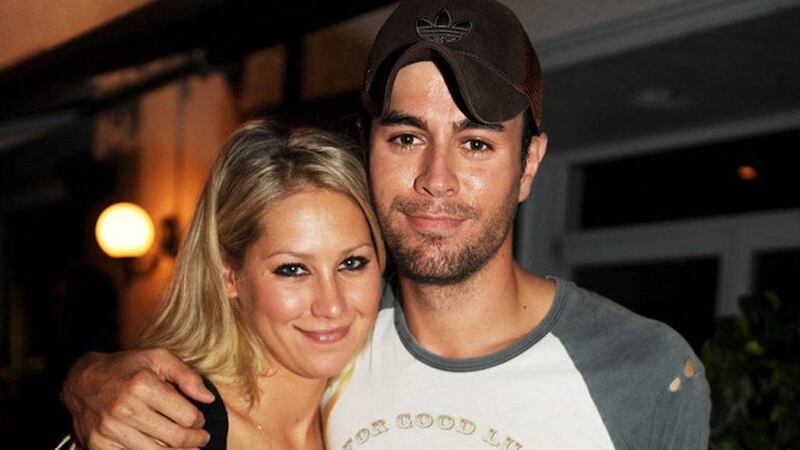Las imágenes que podrían revelar que Enrique Iglesias y Anna Kournikova están esperando un bebé