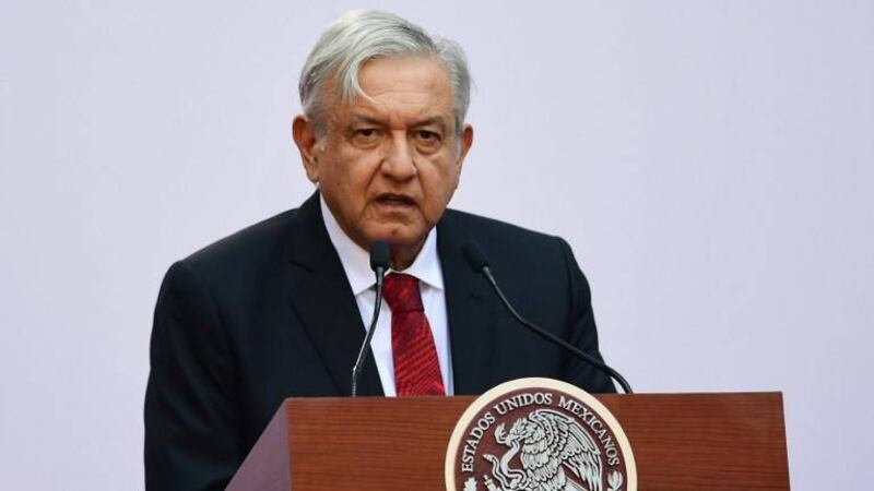 López Obrador lanza licitación para nueva refinería en México