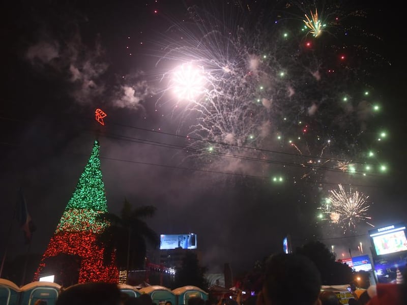 Árbol Gallo vuelve a encender la chispa de la Navidad en Guatemala