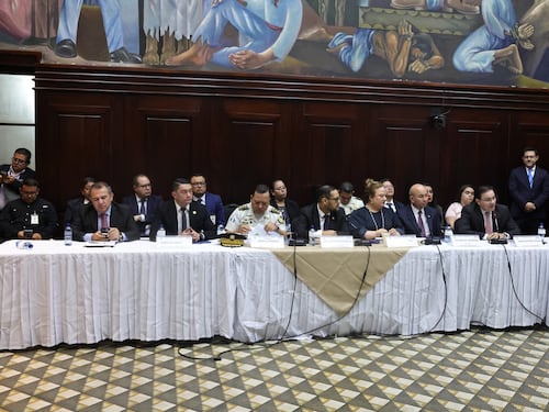 Villeda defiende gestión ante el Congreso: pide reformas y espera fallo por la cárcel El Triunfo