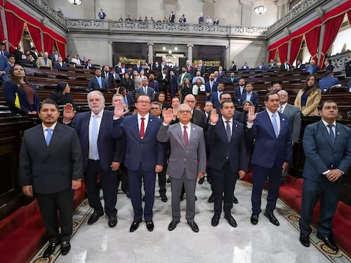 Congreso juramenta comisión de postulación para elegir al próximo fiscal general del MP