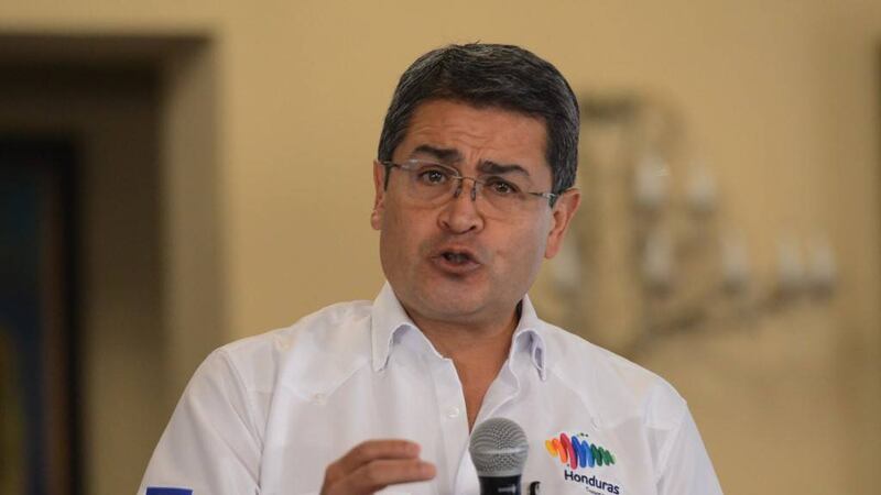 Presidente de Honduras recibió dinero de “el Chapo”, según fiscal de EE. UU.
