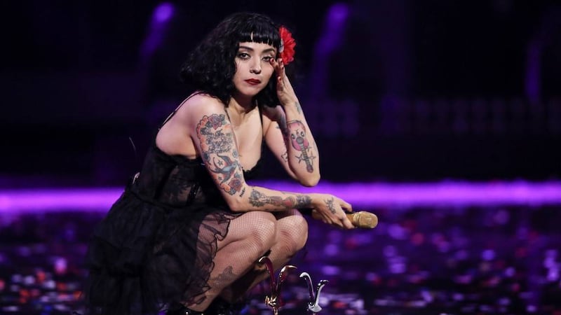 VIDEO. Polémico show de la chilena Mon Laferte en el festival de Viña del Mar