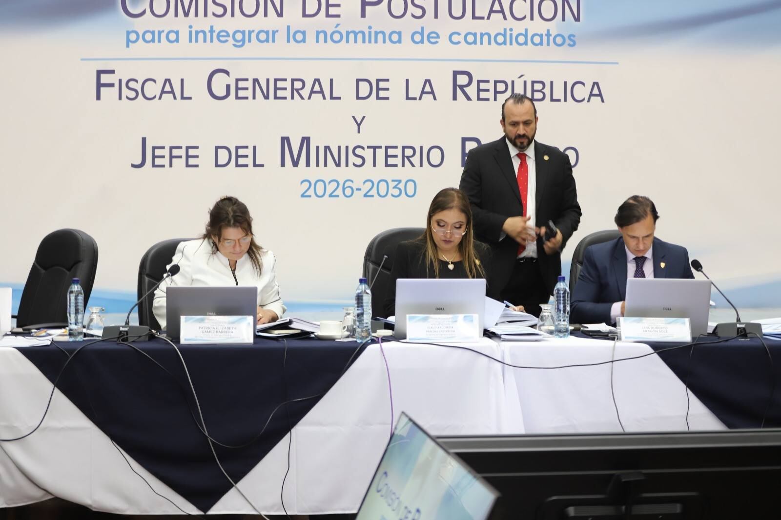 Postuladora del MP deja fuera a Consuelo Porras y elige nómina de 6 aspirantes 