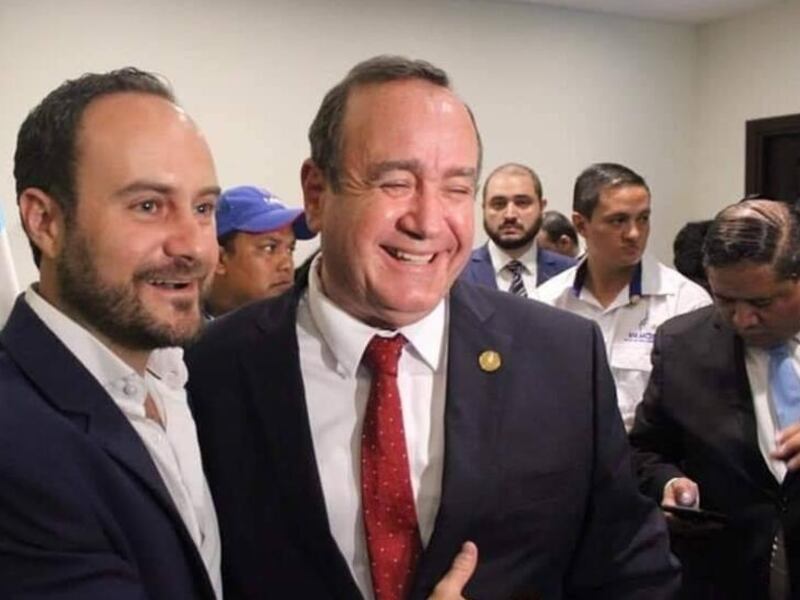 Ex ministro de Relaciones Exteriores niega participación en la negociación del contrato de las vacunas Sputnik.