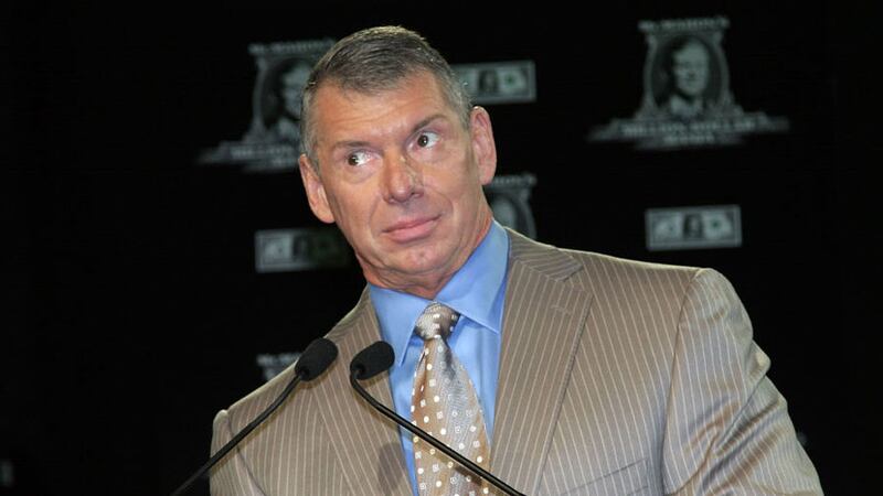 Vince McMahon "renuncia voluntariamente" como presidente de la WWE