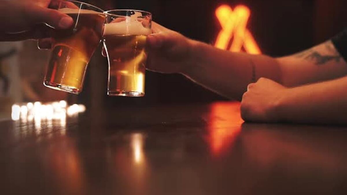 Reo que se fugó hace 25 años de una cárcel, fue localizado bebiendo cerveza en un bar de Zacapa