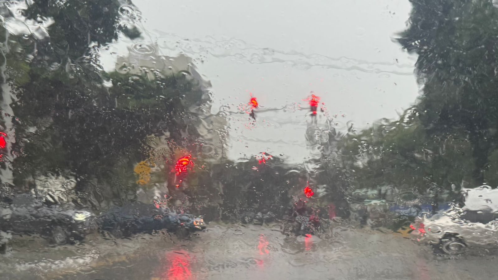Lluvias provocan tránsito lento en la capital. Foto: Marilin Alvarez/Publinews