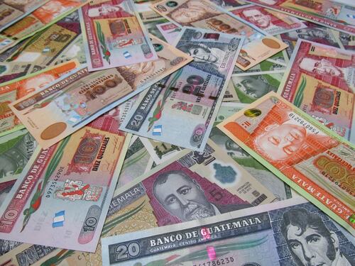 Inyectan Q7 mil millones en Guatemala debido al alto consumo de fin de año