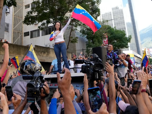 María Corina Machado dice estar en un “lugar seguro”