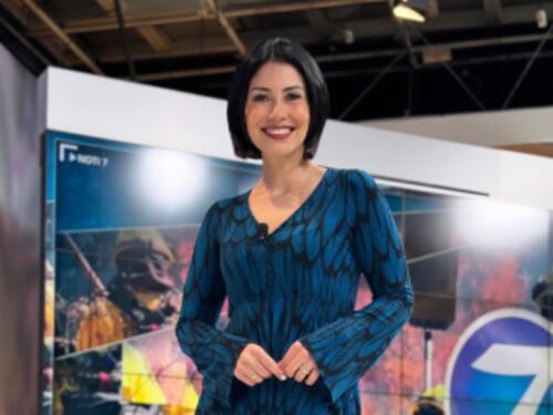 El vestido de María Renée Pérez que paralizó las redes tras emisión en vivo