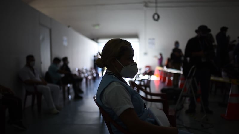 Se está abarcando al 11% del personal de Salud con vacunas donadas por Israel, según viceministro Coma