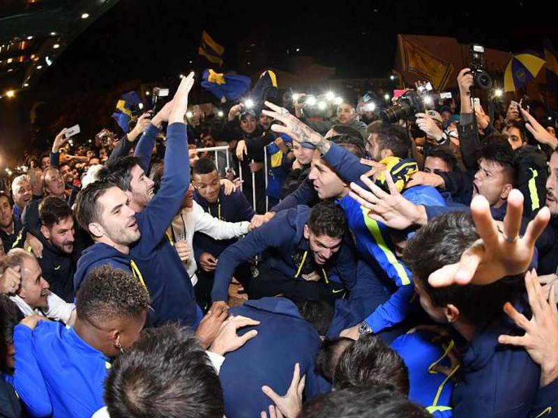 La afición de Boca celebra el título de la Liga argentina