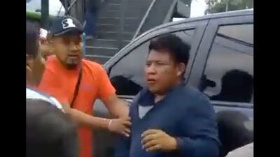 Vapulean a supuesto ladrón en la calzada Aguilar Batres (VIDEO)