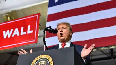 Casa Blanca confirma que Trump declarará “emergencia nacional” para financiar el muro
