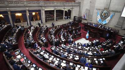 Congreso publica ley que garantiza servicios básicos durante emergencia del Covid-19